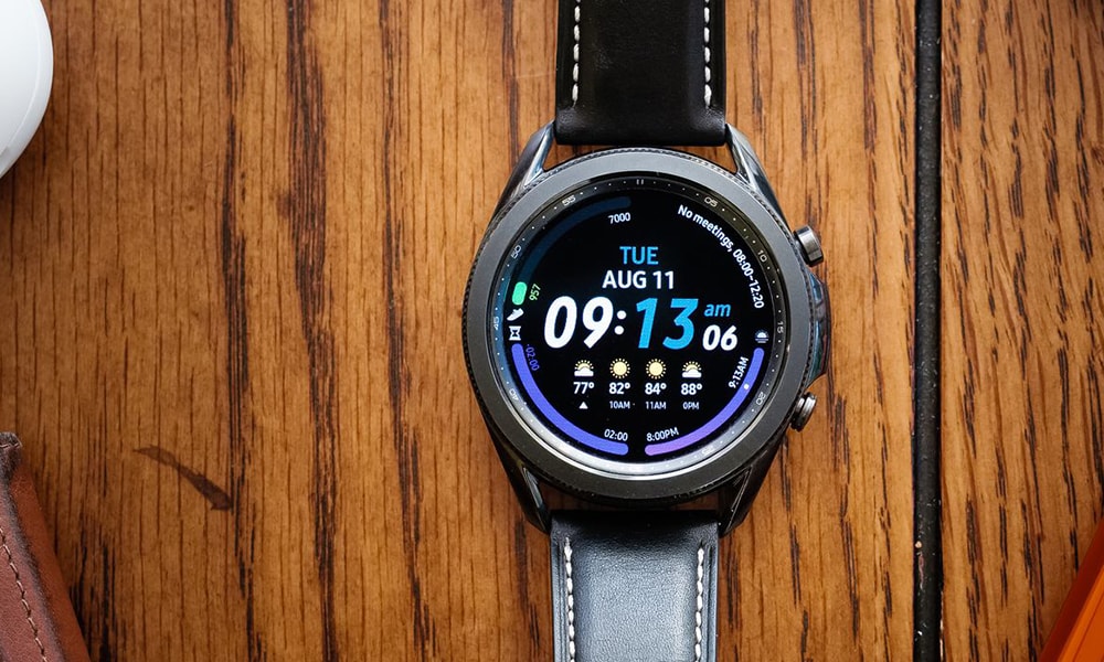 Hướng dẫn cách thay đổi mặt đồng hồ và kiểm tra huyết áp trên Galaxy Watch 3